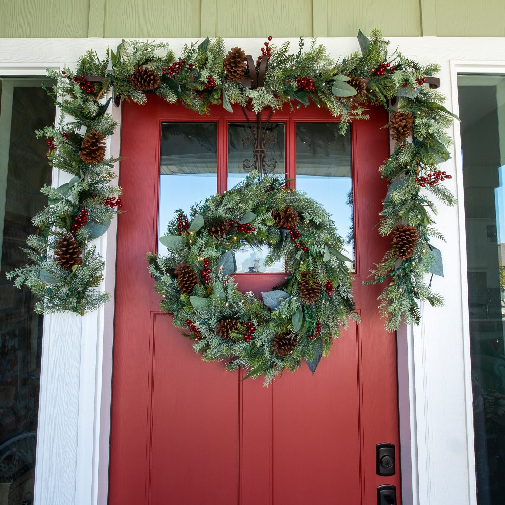 Winter Frost Wreath - 30"