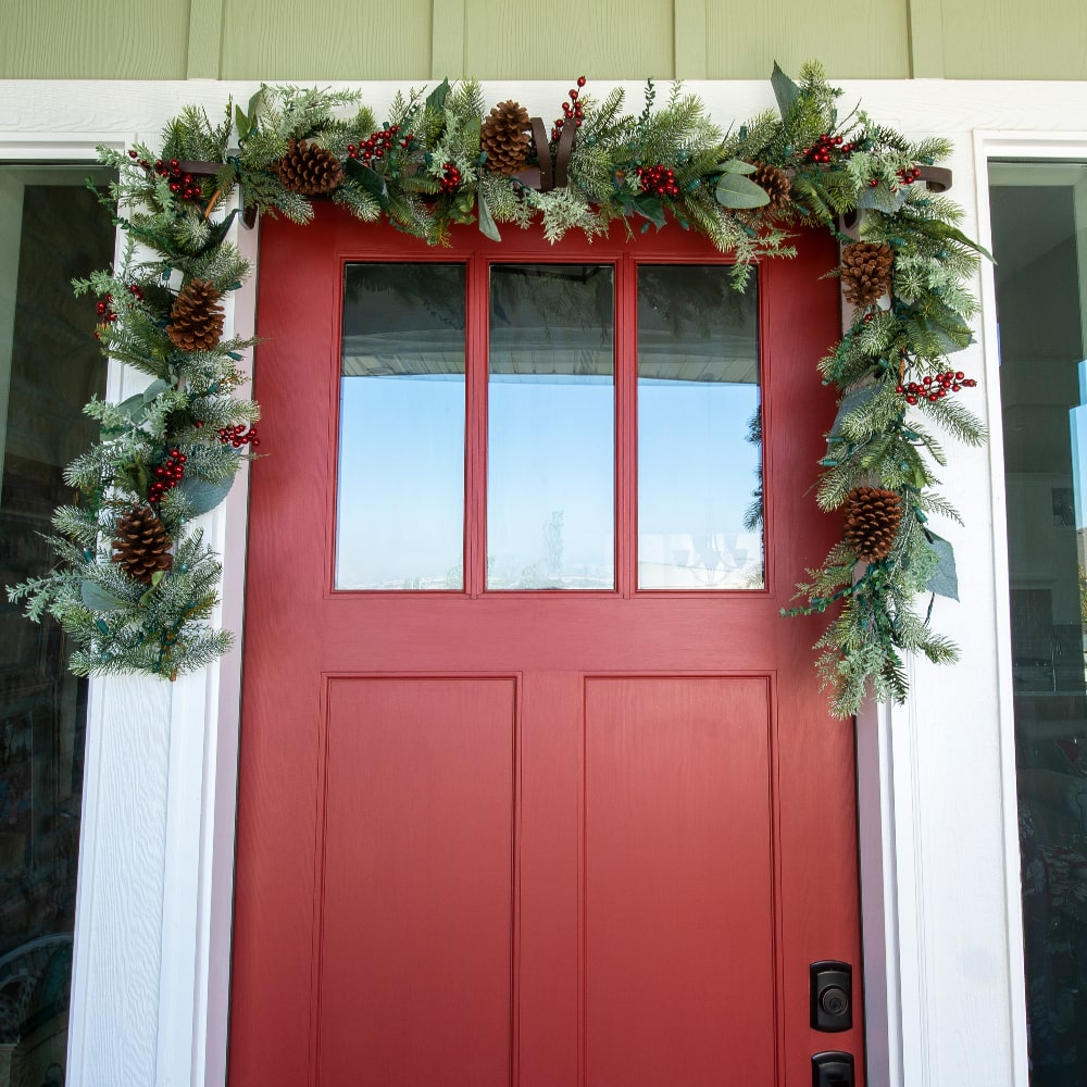 Winter Frost Garland - 9ft.