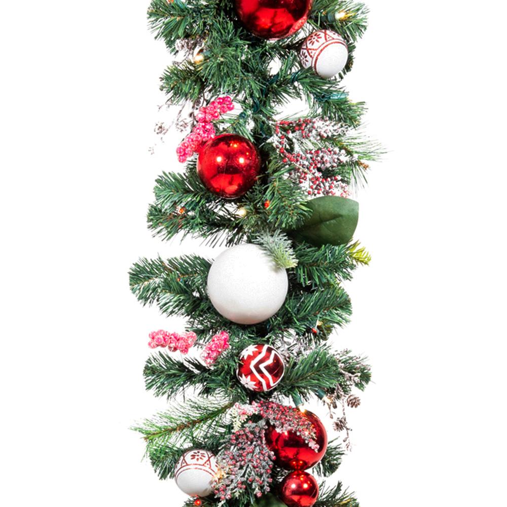 Nordic Red and White Garland - 9'
