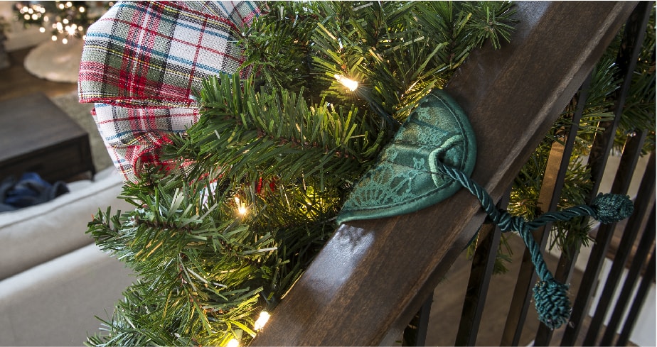 Perfectly Hung Garland