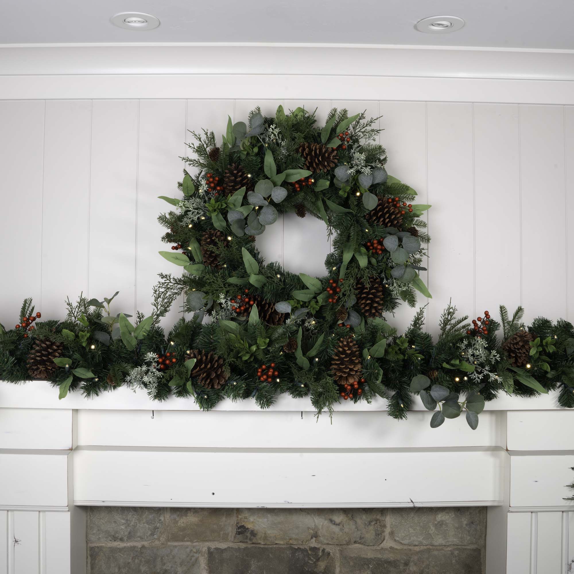 Christmas Woods Christmas Wreath - 30"