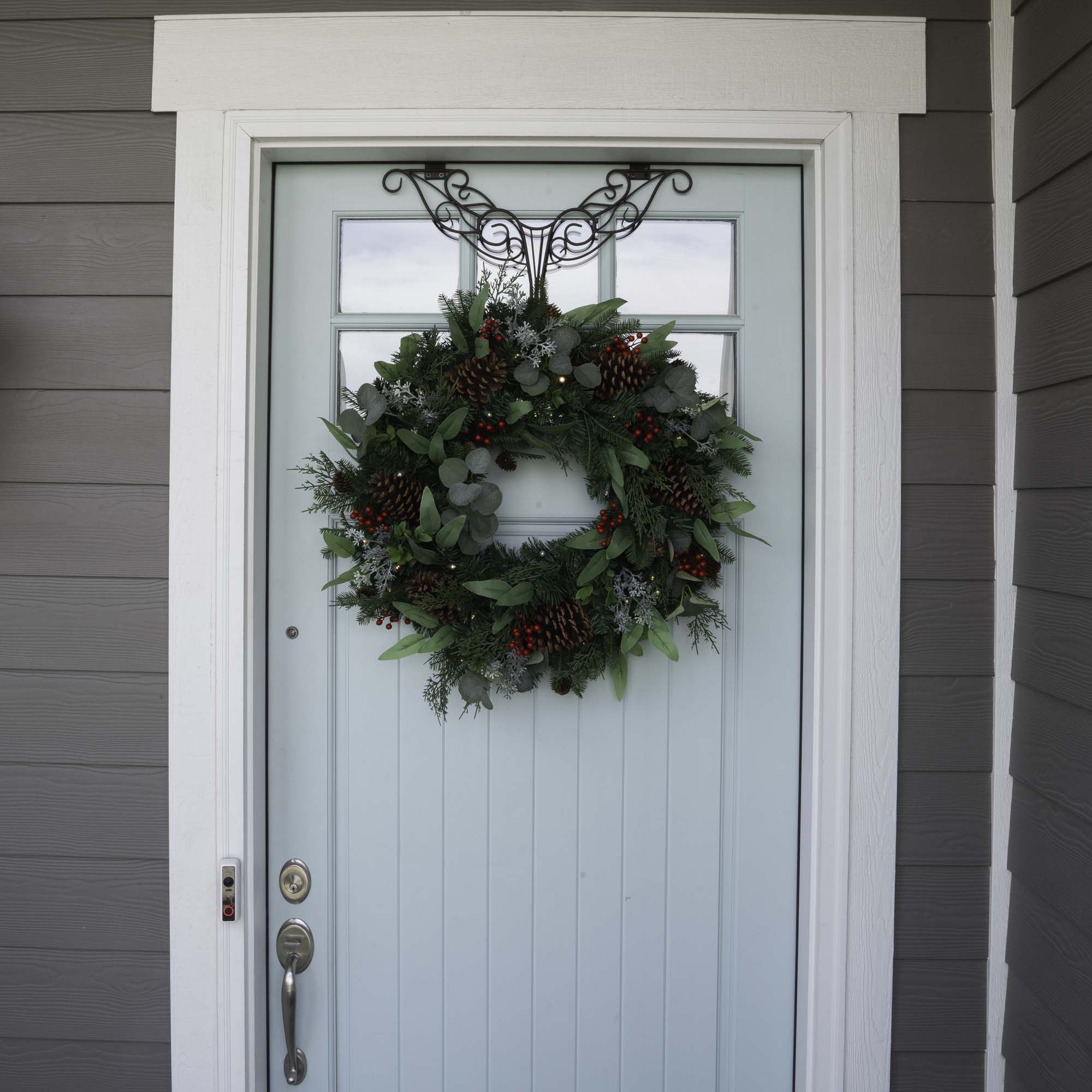 Christmas Woods Christmas Wreath - 30"