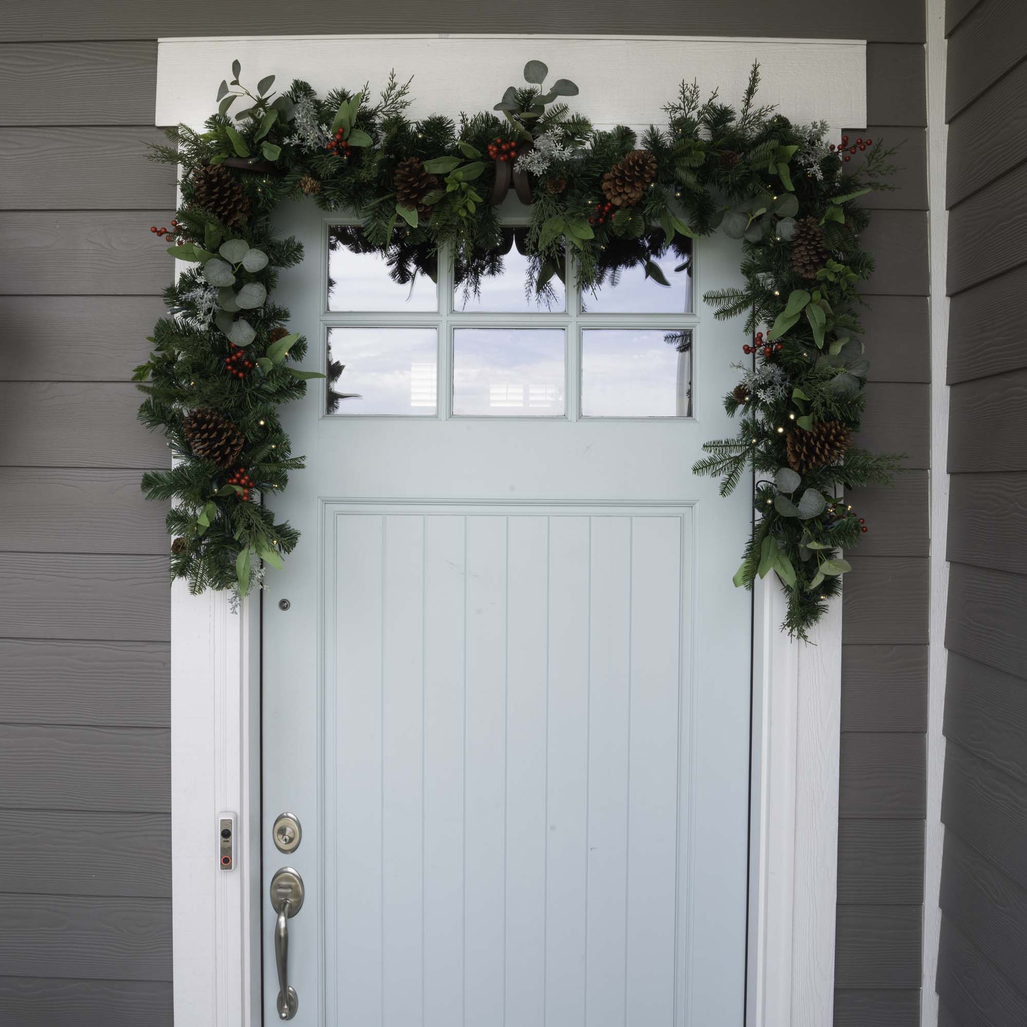 Christmas Woods Christmas Garland - 9 ft.