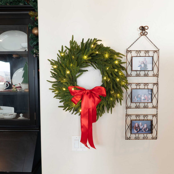 Norfolk Pre-Lit LED Wreath