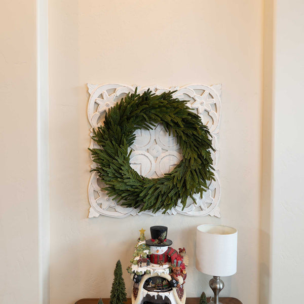 Norfolk Pre-Lit LED Wreath