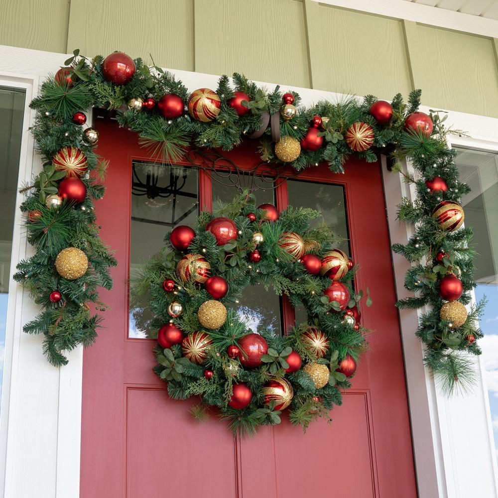 Christmas Classic Red and Gold Wreath