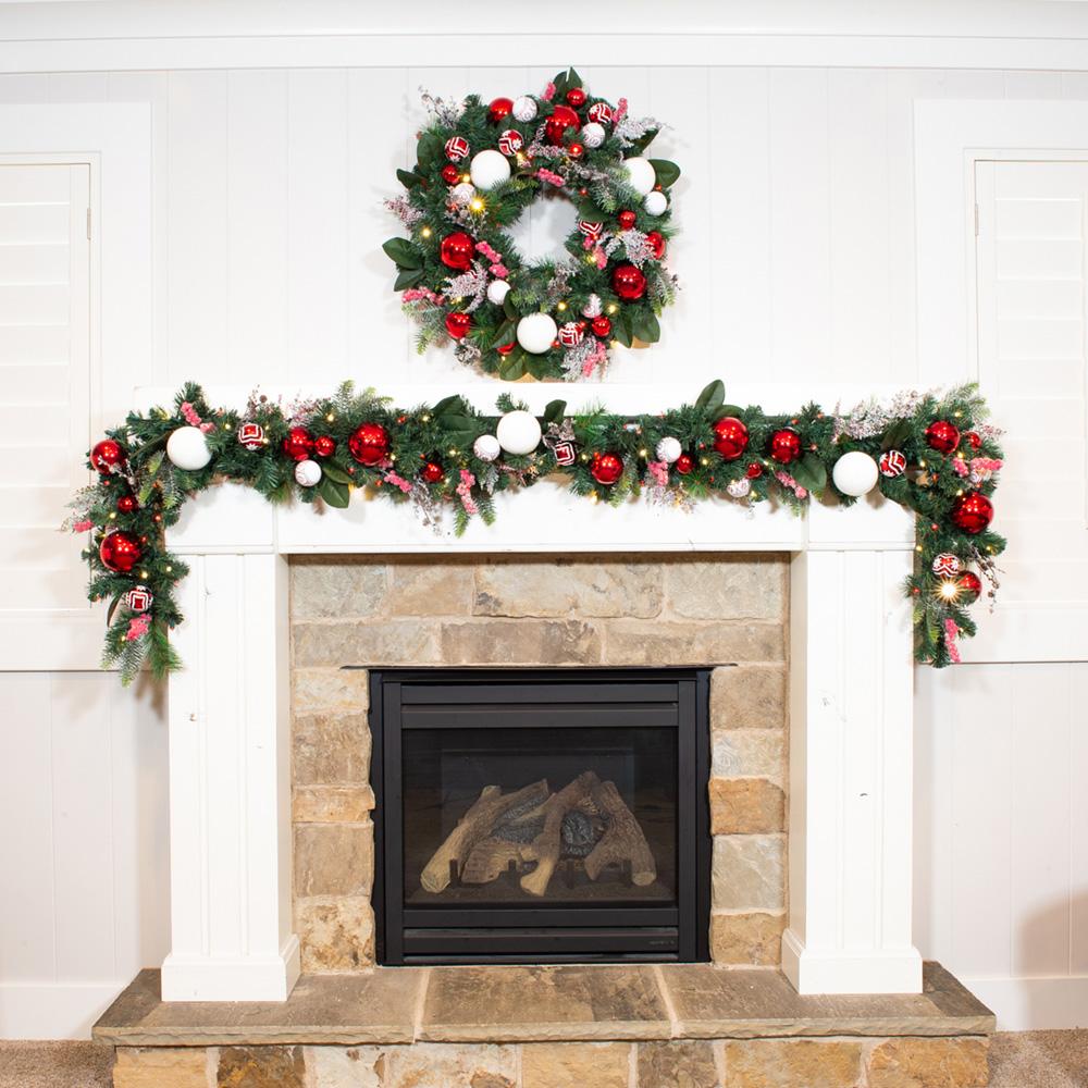 Nordic Red and White Wreath - 30"