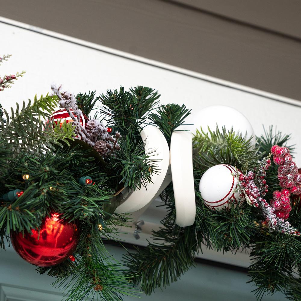 Nordic Red and White Garland - 9'
