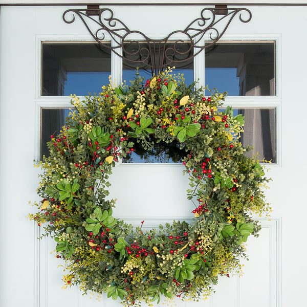 Christmas Boxwood & Berry Wreath - 30"